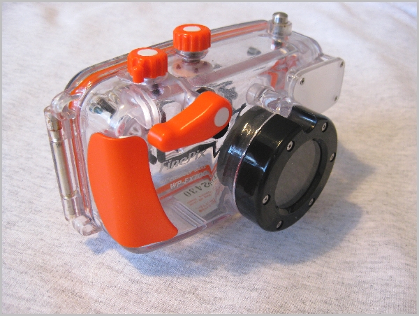 Fuji F700 Zoom with WP-FX700 Underwater Housing